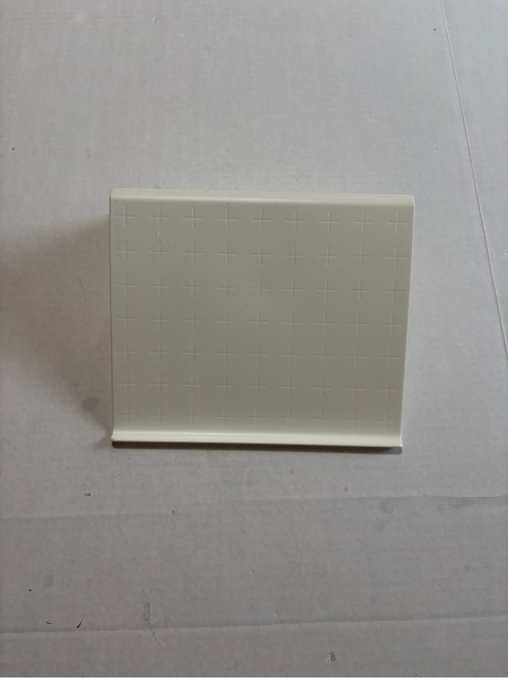 IKEA White ISBERGET Plastic Tray Panel